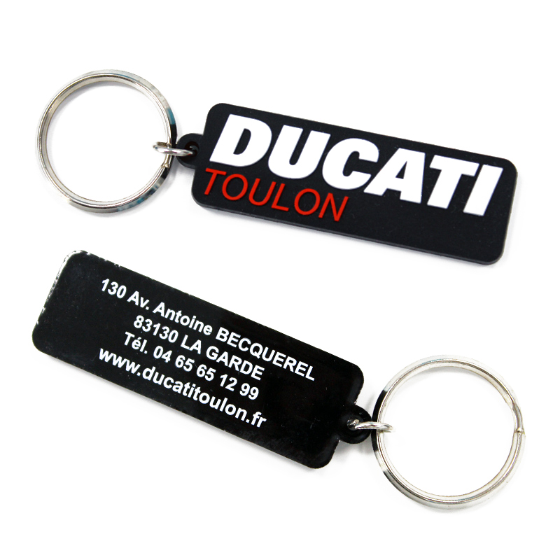 Porte clé logo moto personnalisé en caoutchouc PVC 2d avec anneau brisé et découpé à la forme