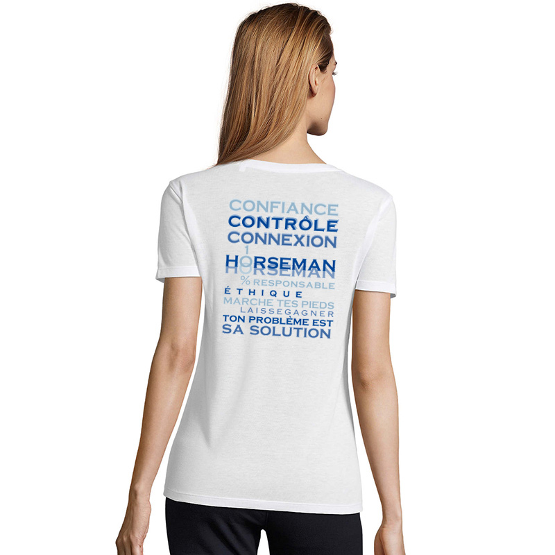 Femme de dos portant un tee shirt personnalisé Stepper